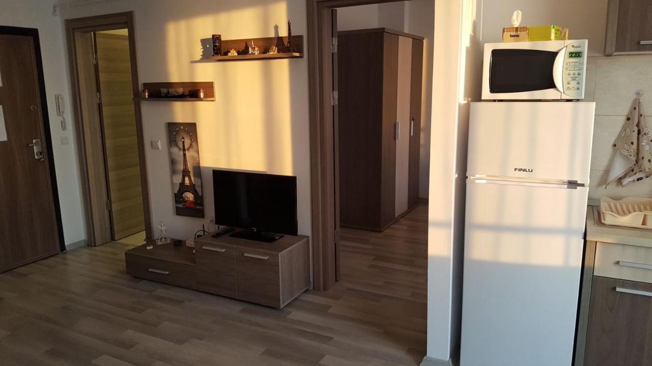 Summerland Beach&sun Mamaia